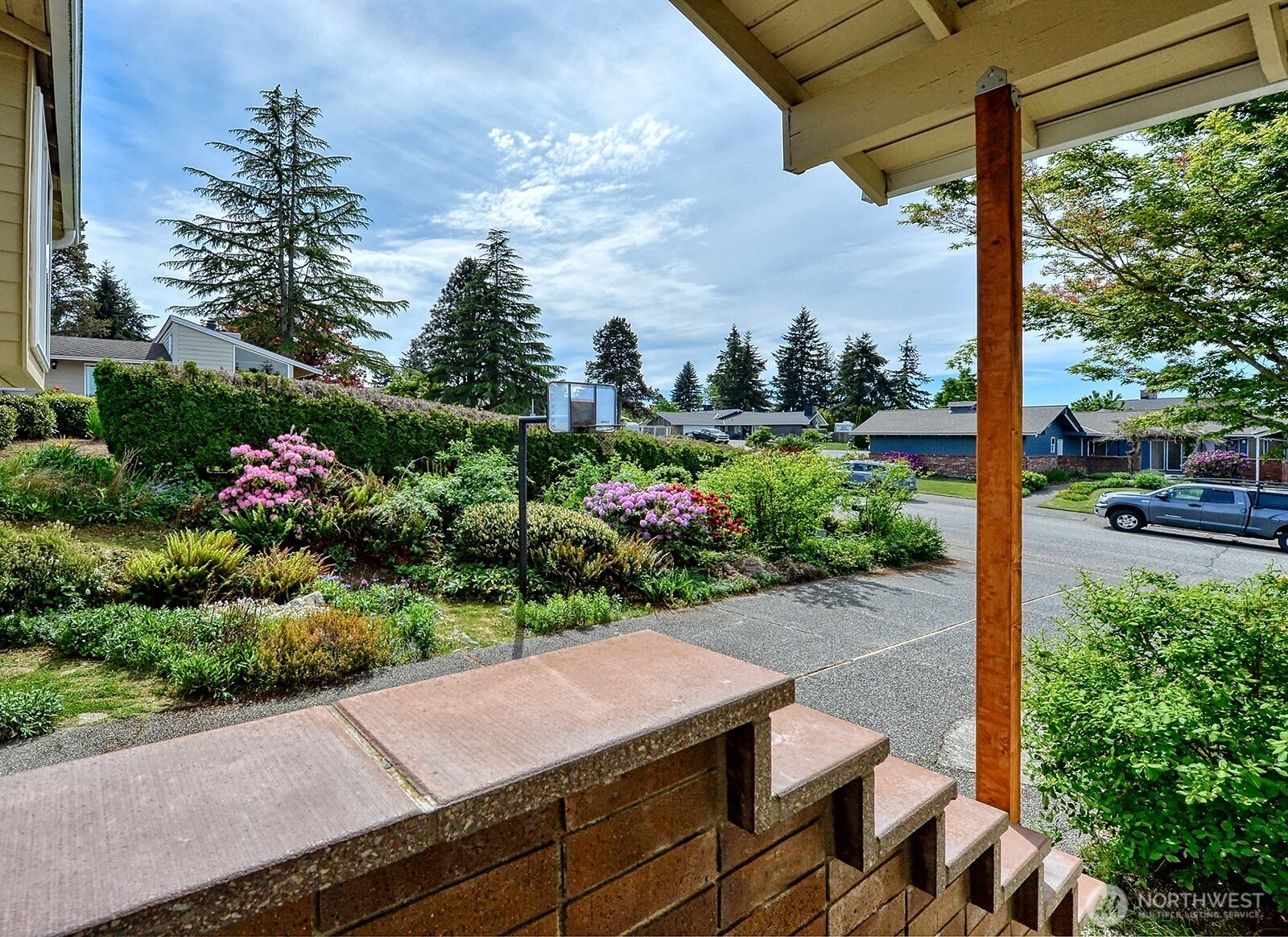 1008 W Toledo Street , Bellingham, WA 98229