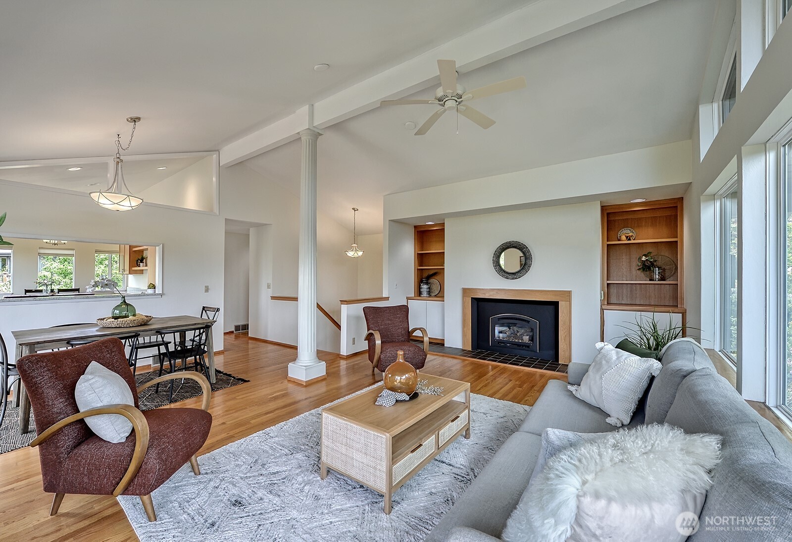 1008 W Toledo Street , Bellingham, WA 98229