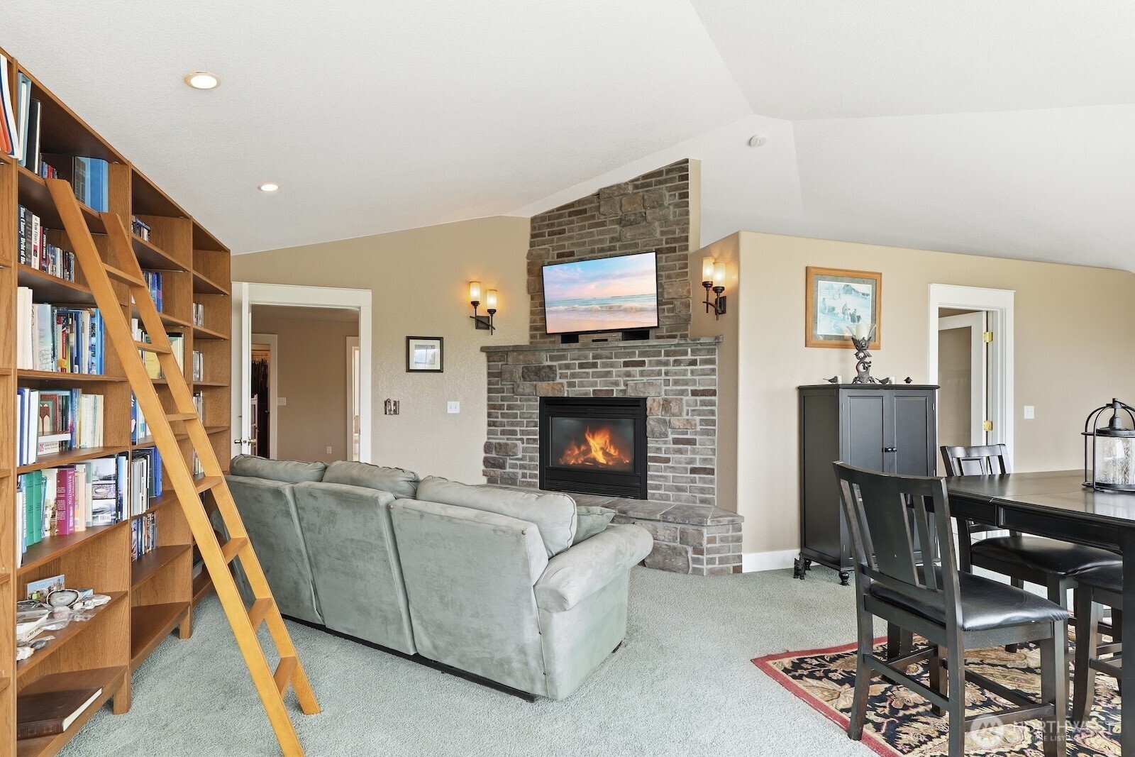 1156 Semanski Street , Enumclaw, WA 98022