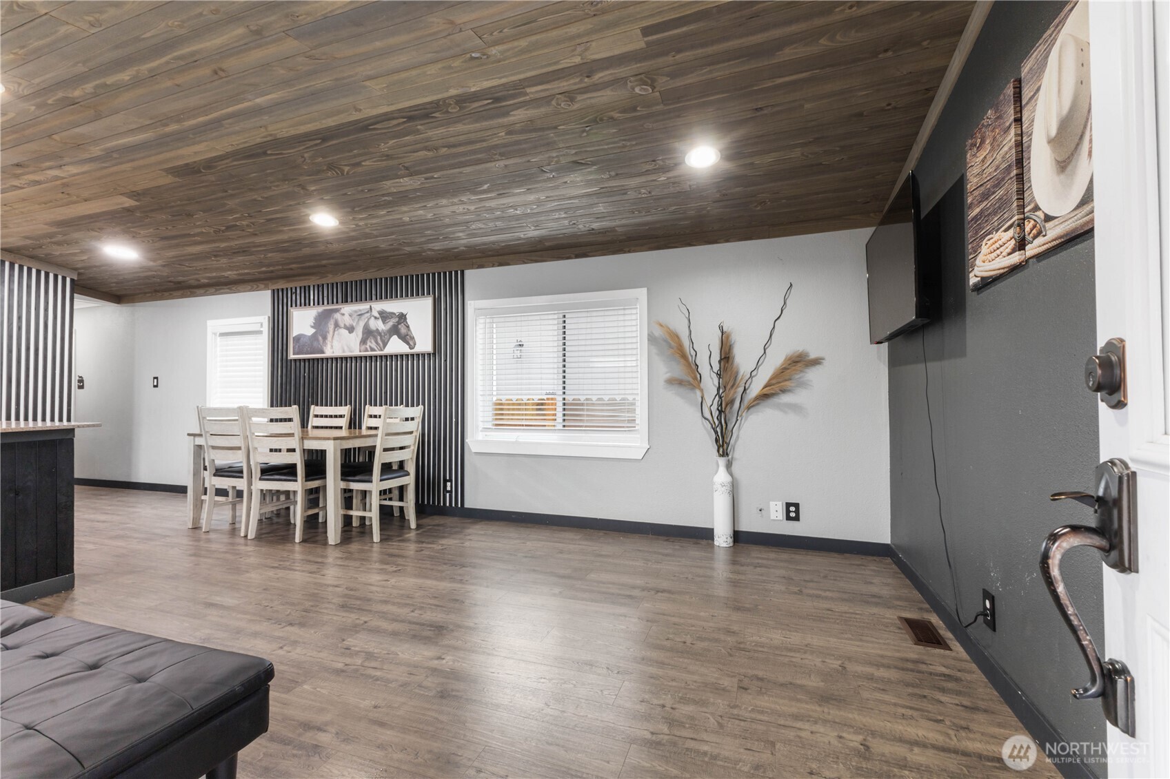 322 Chicago Boulevard S #8, Pacific, WA 98047
