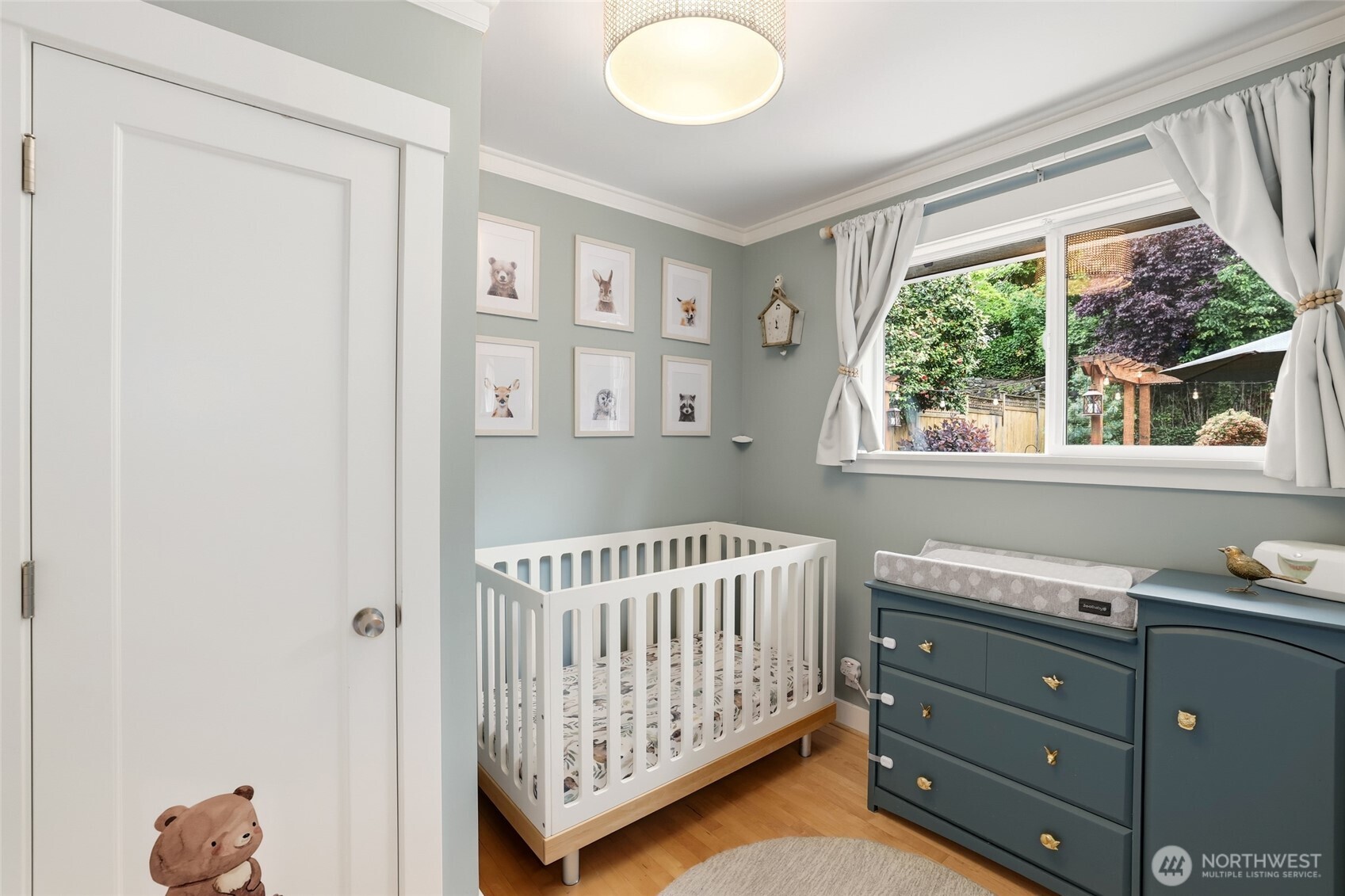 5250 45th Avenue SW, Seattle, WA 98136