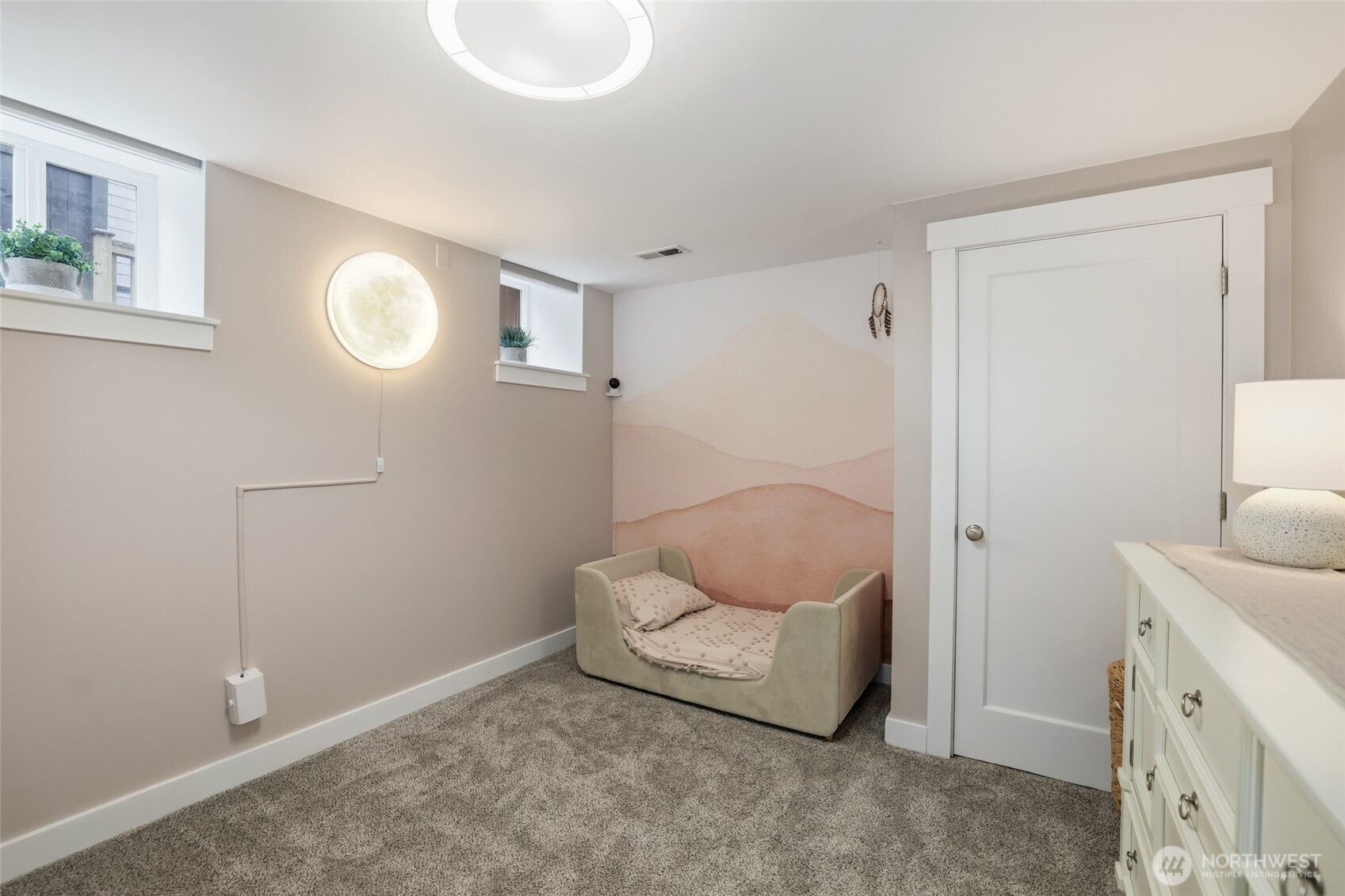 5250 45th Avenue SW, Seattle, WA 98136