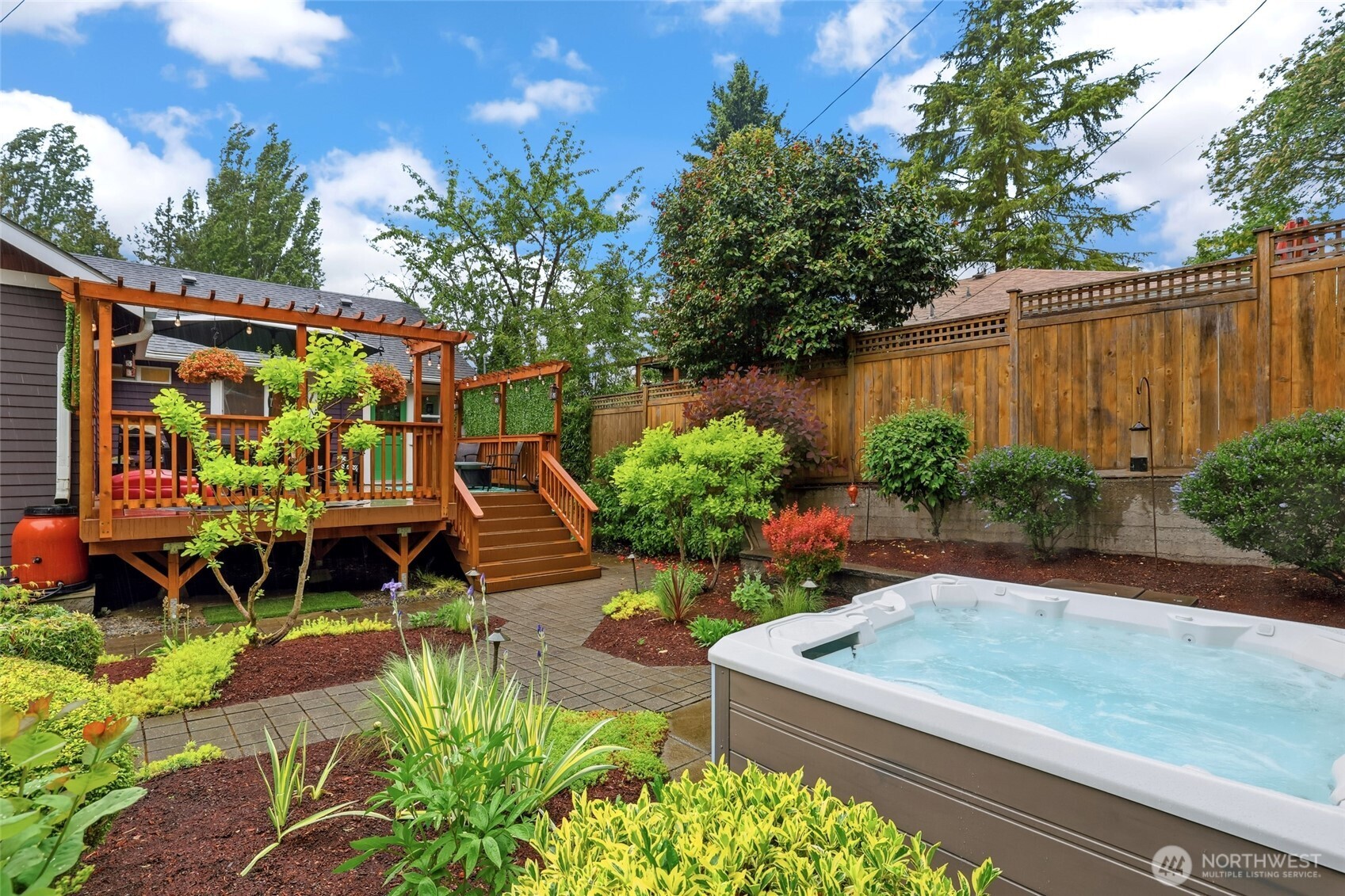 5250 45th Avenue SW, Seattle, WA 98136