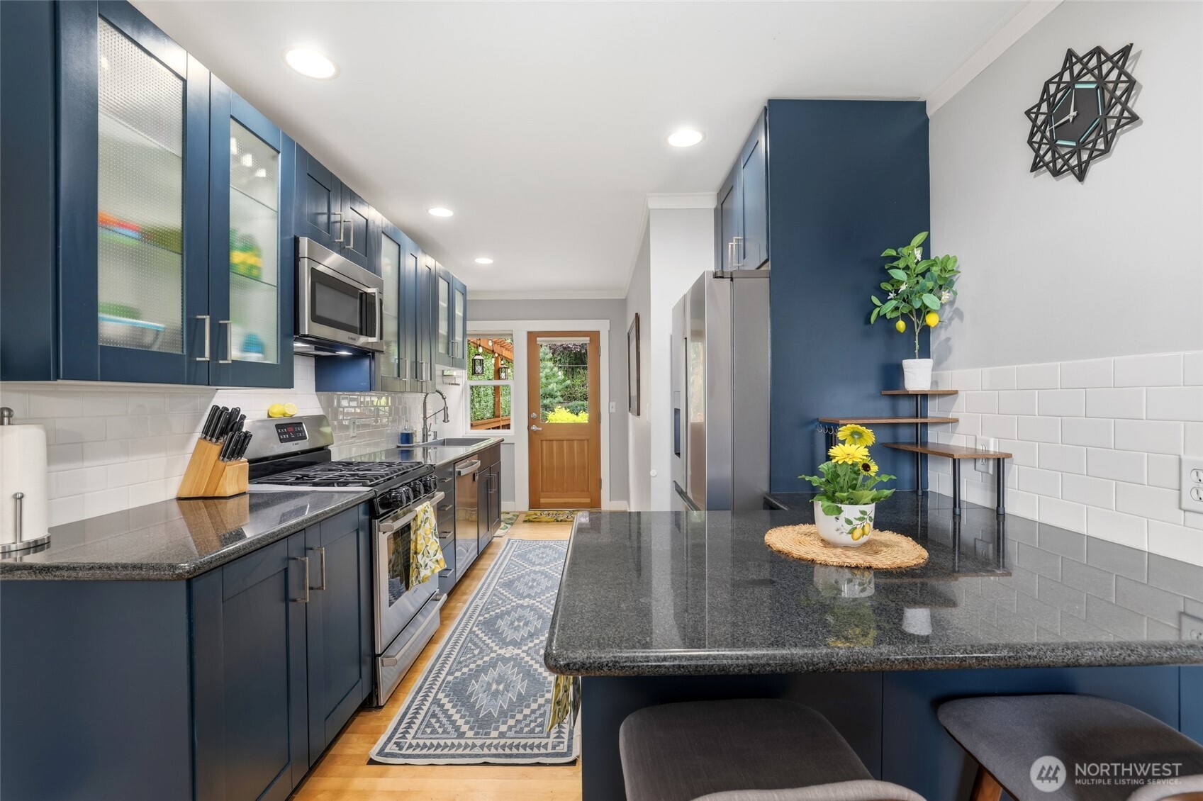 5250 45th Avenue SW, Seattle, WA 98136