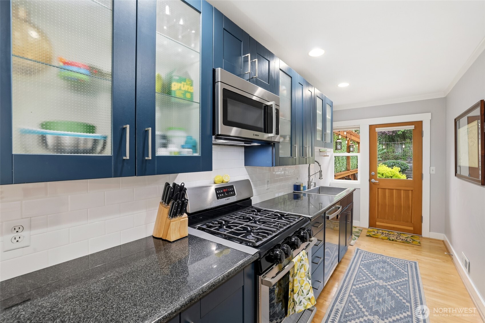 5250 45th Avenue SW, Seattle, WA 98136