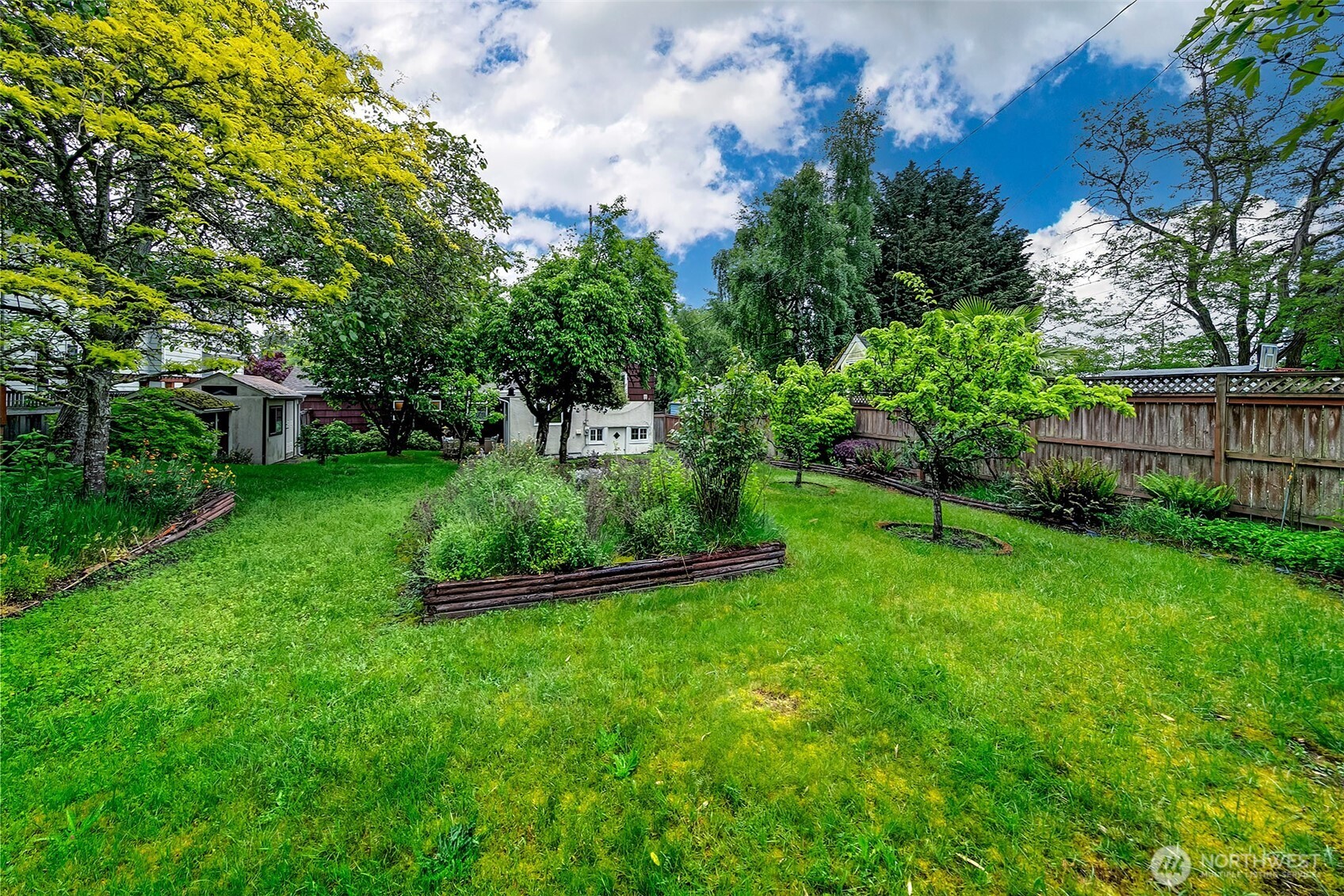 15545 8th Avenue NE, Shoreline, WA 98155