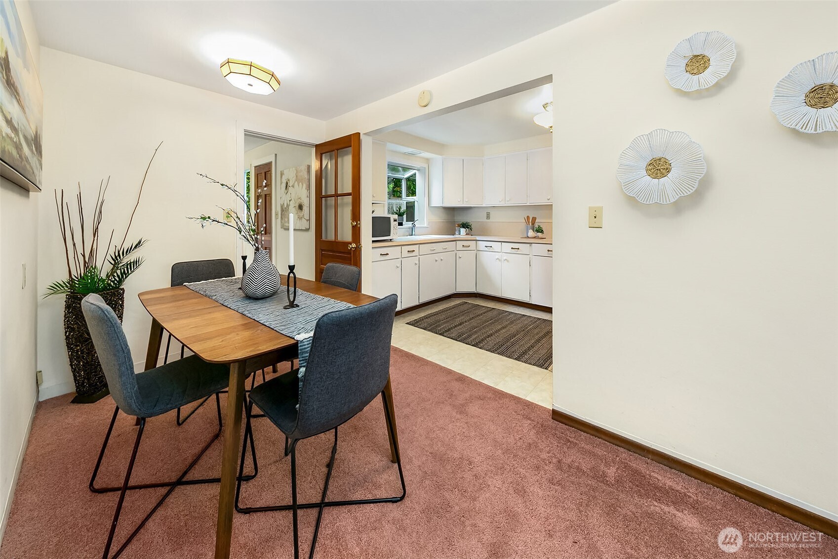15545 8th Avenue NE, Shoreline, WA 98155