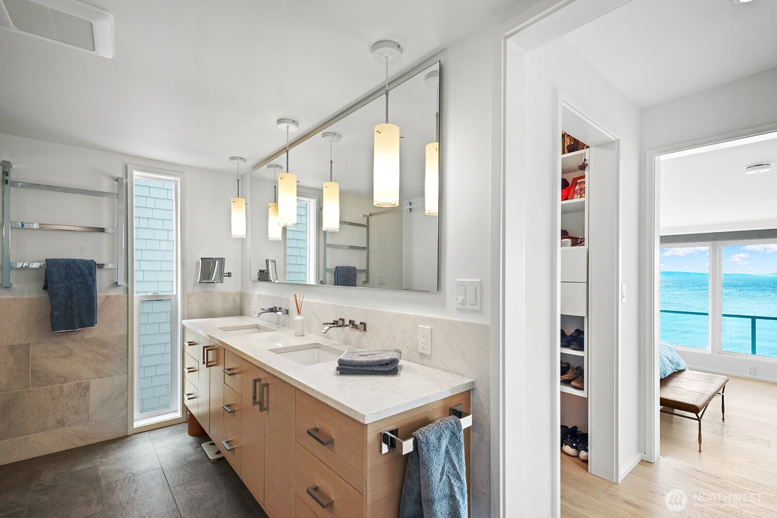 3085 Alki Avenue SW #2, Seattle, WA 98116