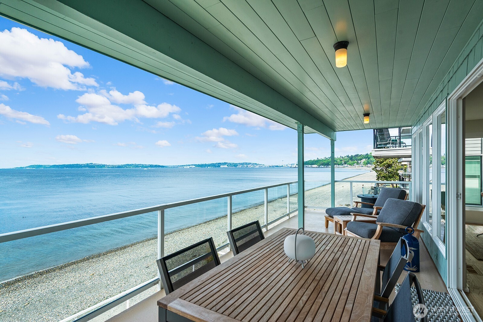 3085 Alki Avenue SW #2, Seattle, WA 98116