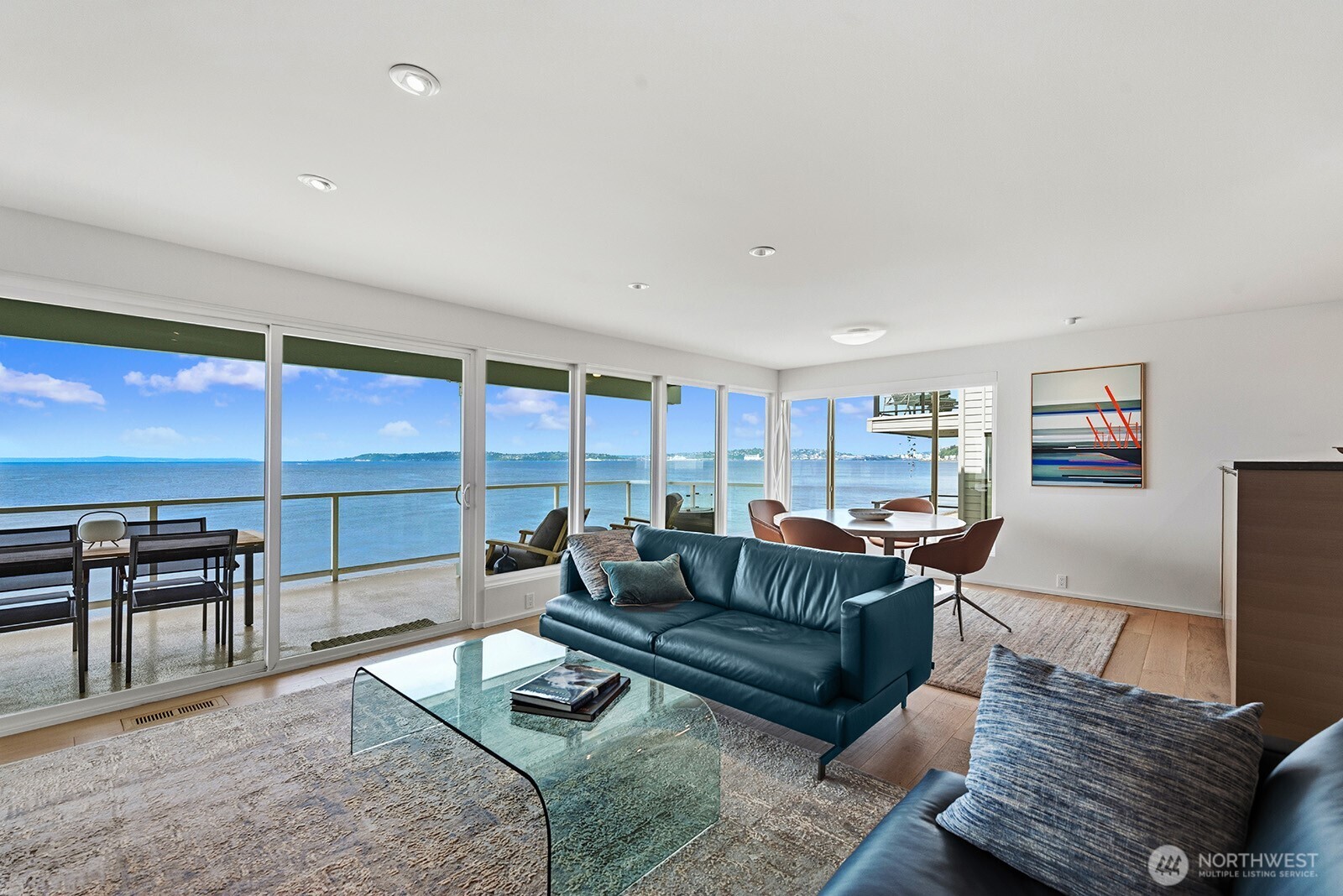 3085 Alki Avenue SW #2, Seattle, WA 98116