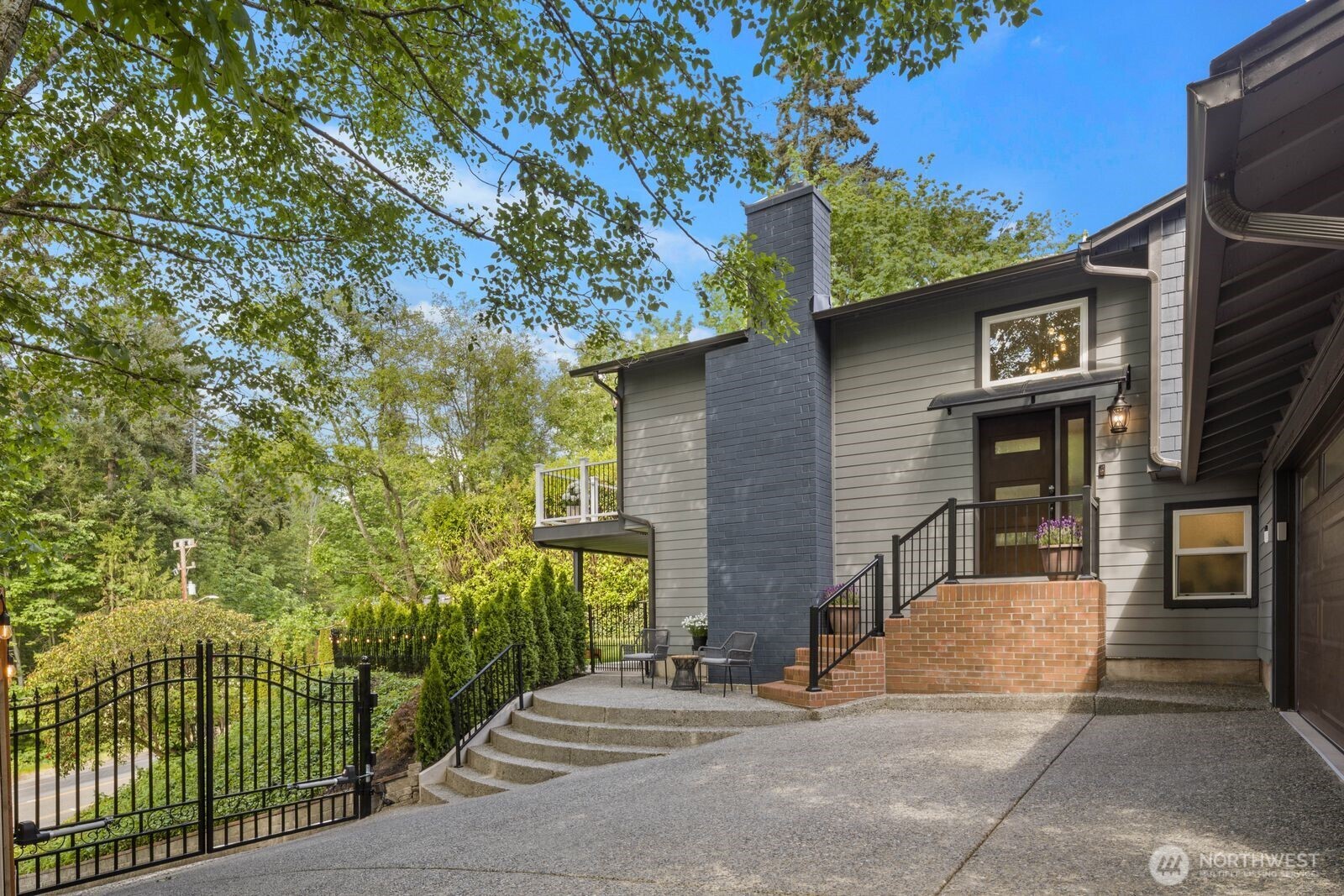 133 N 205th Street , Shoreline, WA 98133-3017