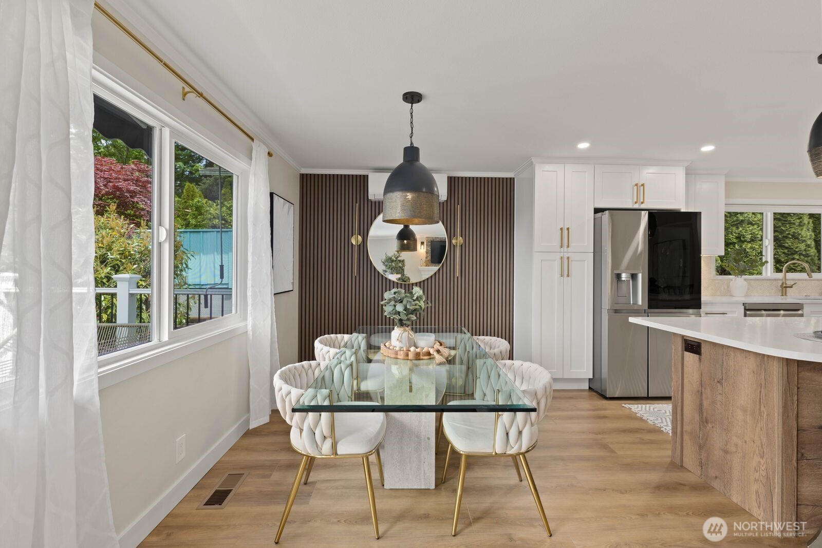 133 N 205th Street , Shoreline, WA 98133-3017