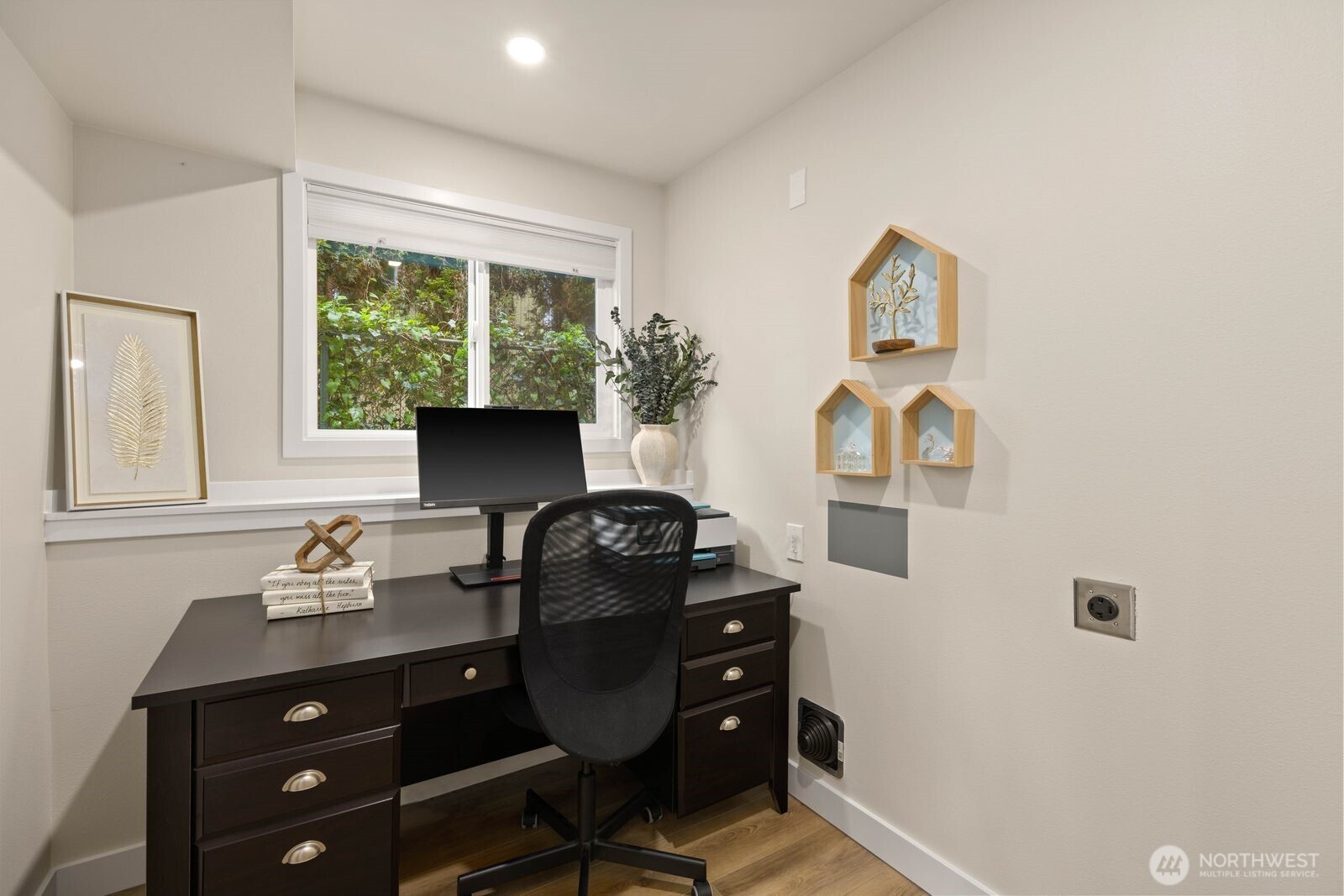 133 N 205th Street , Shoreline, WA 98133-3017