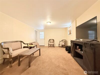 216 Cherry Avenue W, Omak, WA 98841 - Photo 10
