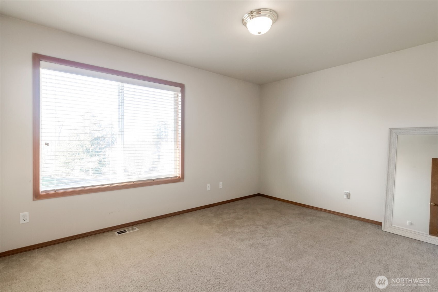 22686 129th Place SE, Kent, WA 98031