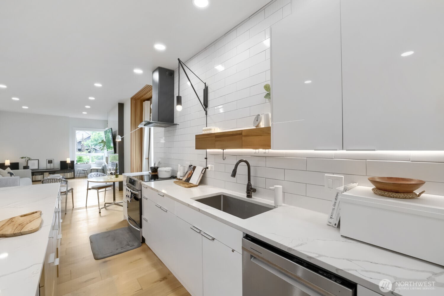 1608 N 50th Street , Seattle, WA 98103