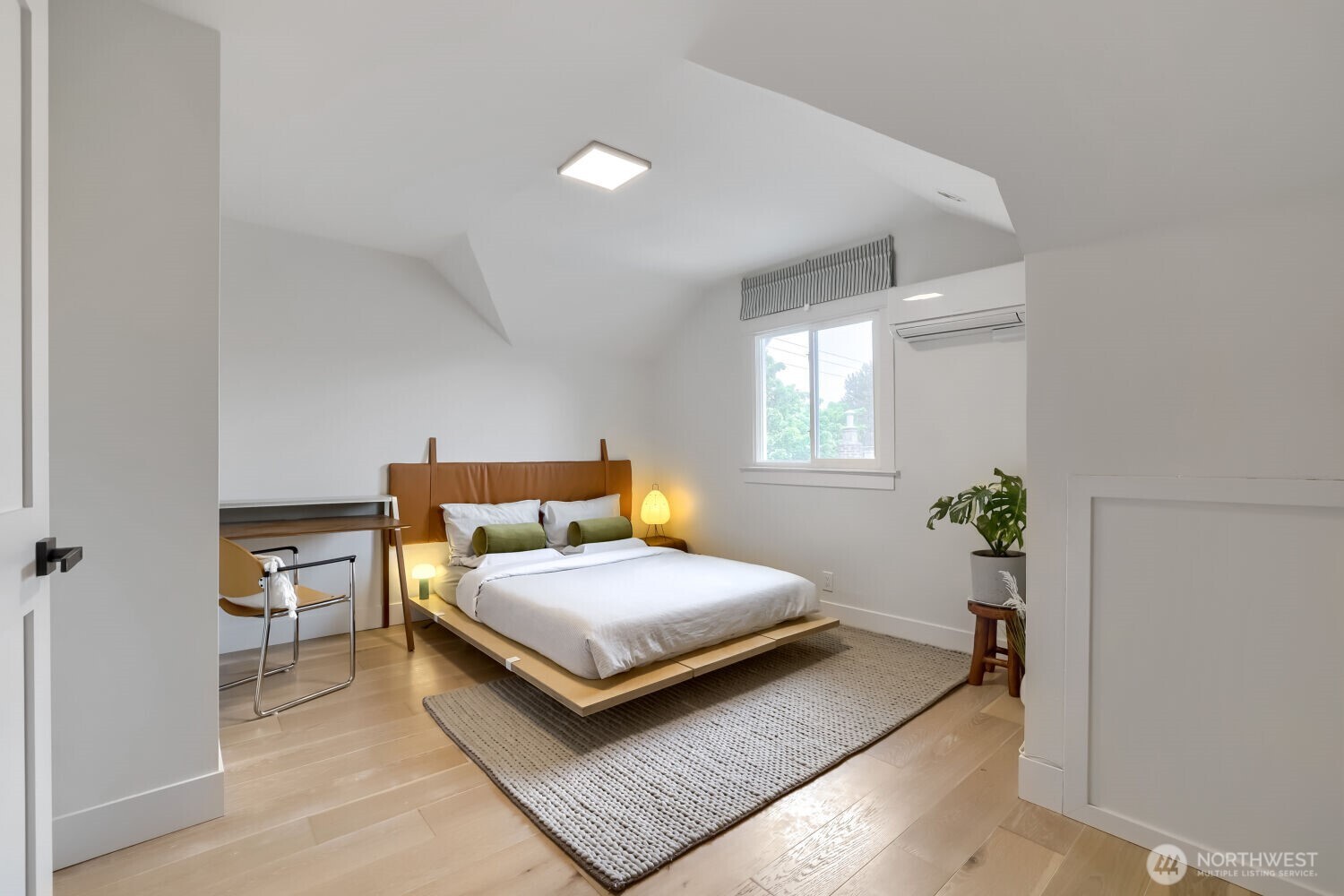 1608 N 50th Street , Seattle, WA 98103