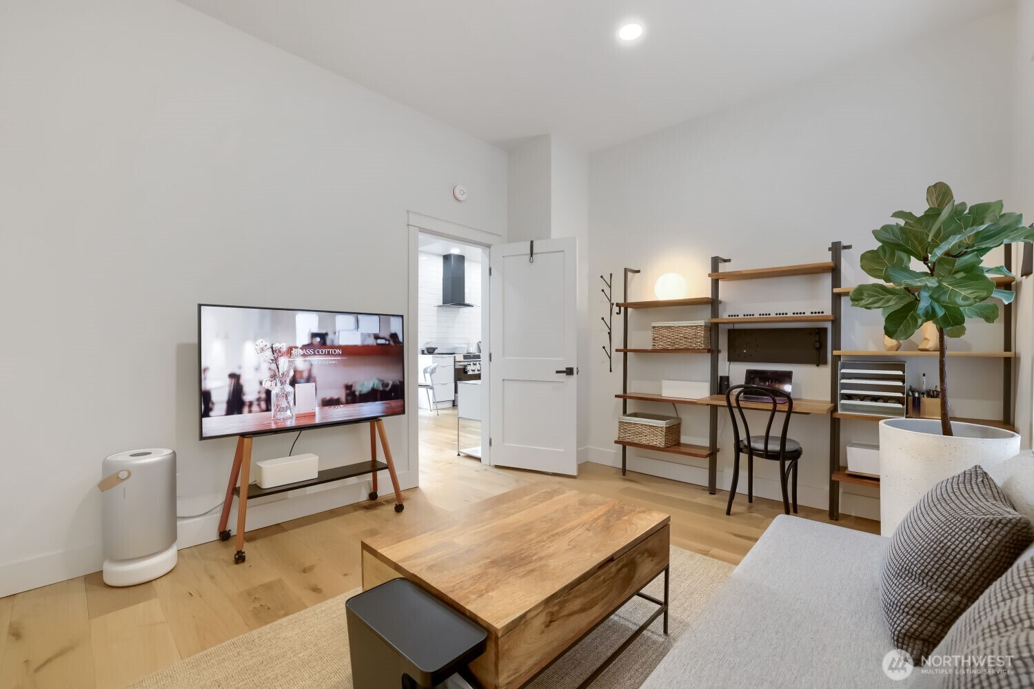 1608 N 50th Street , Seattle, WA 98103