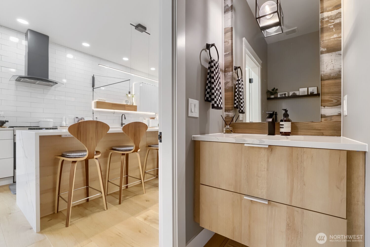 1608 N 50th Street , Seattle, WA 98103