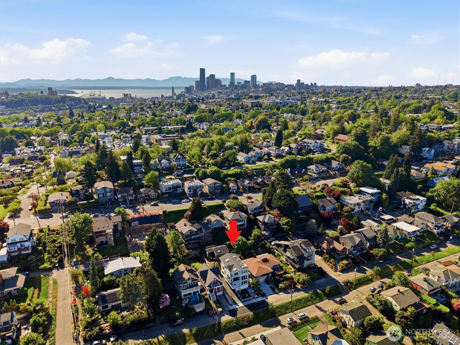 909 32nd Avenue S #A, Seattle, WA 98144