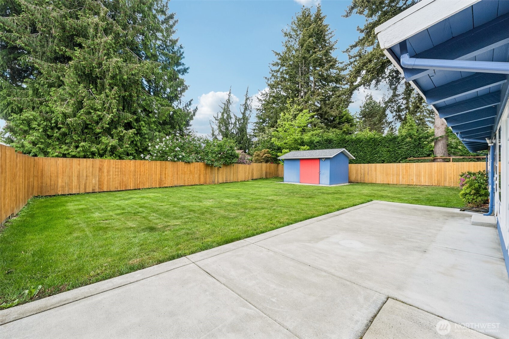 19821 4th Avenue S, Des Moines, WA 98148