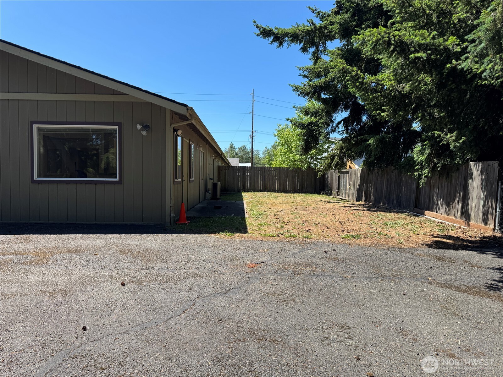 51 Colwell Street , Port Hadlock, WA 98339