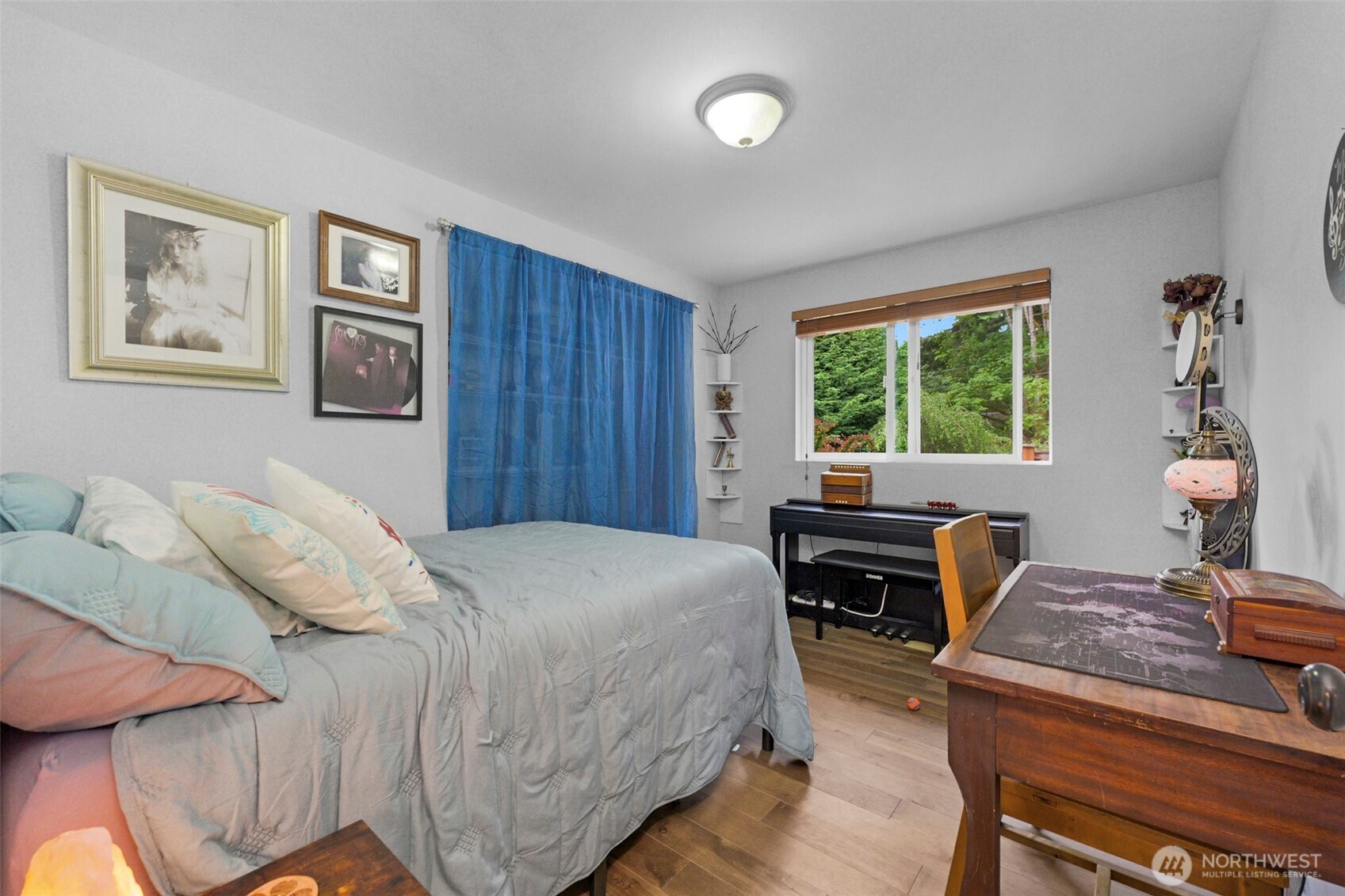 10414 SW 110th Street , Vashon, WA 98070