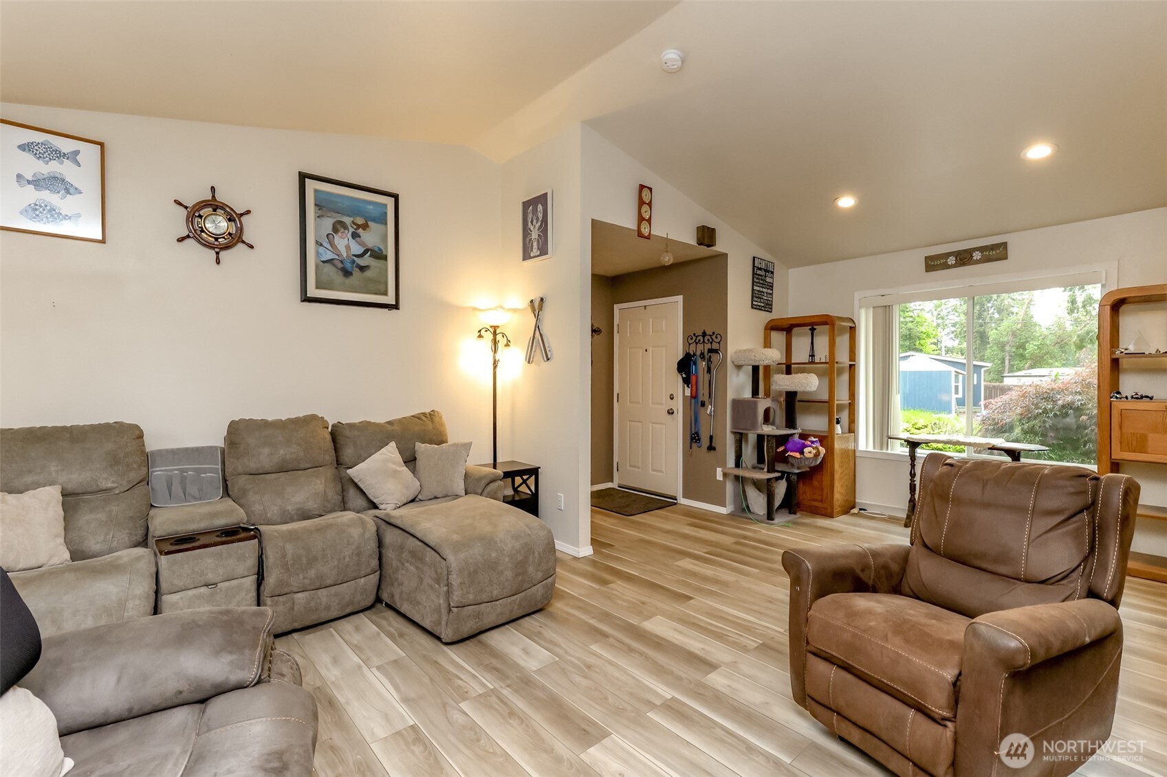19113 21st Street SW, Lakebay, WA 98349