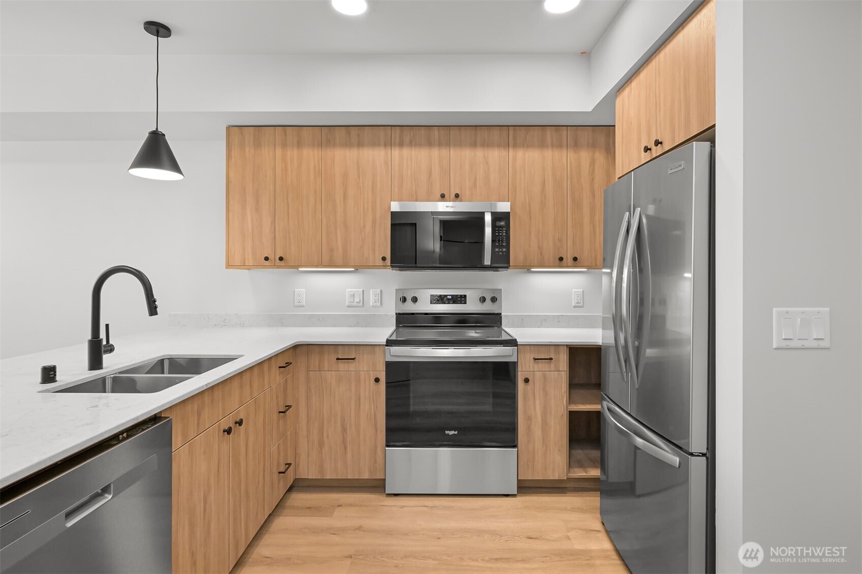 820 N State Street #507, Bellingham, WA 98225