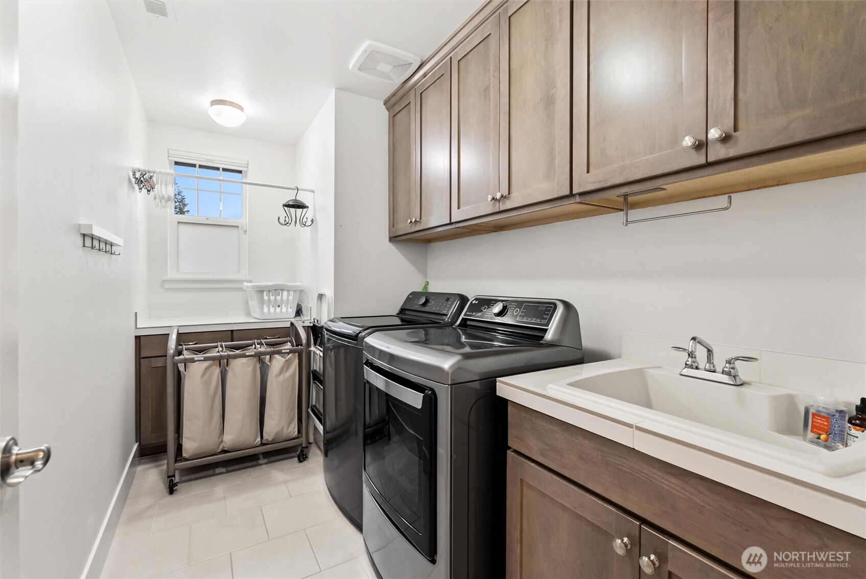 14527 160th Court SE, Renton, WA 98059