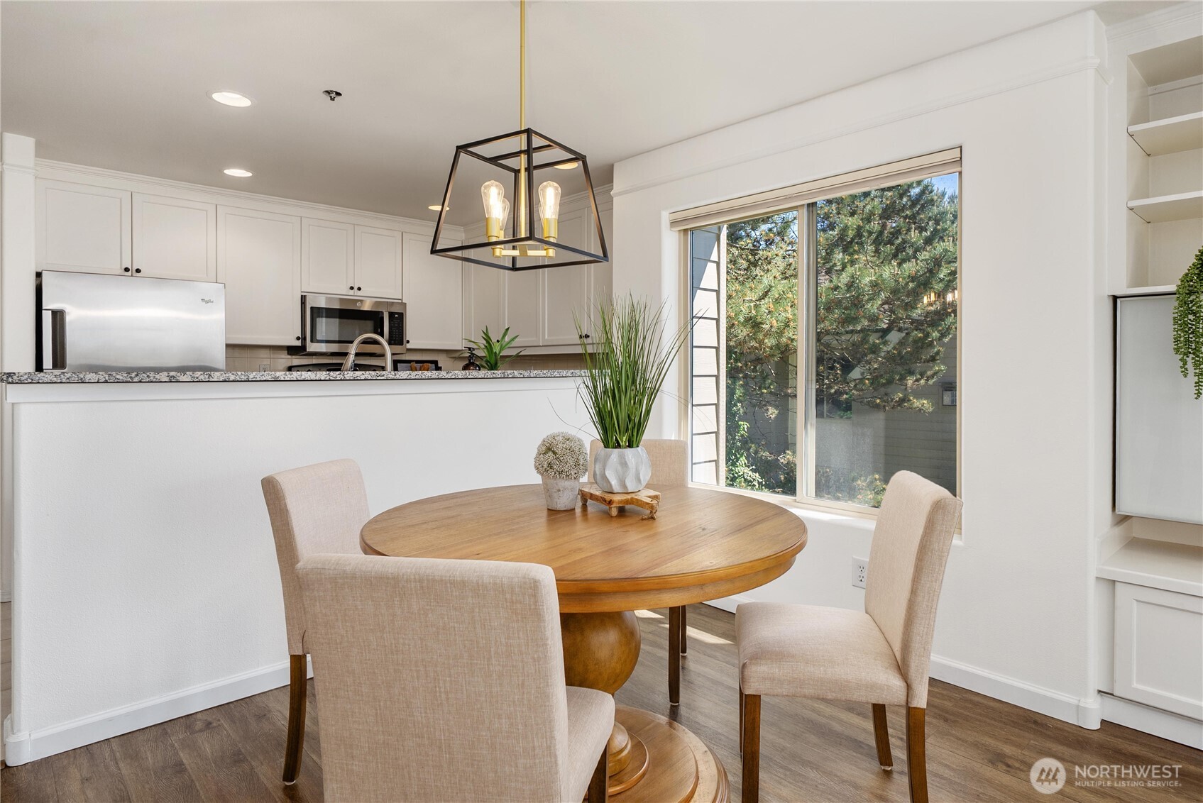 15335 Sunwood Boulevard #C301, Tukwila, WA 98188