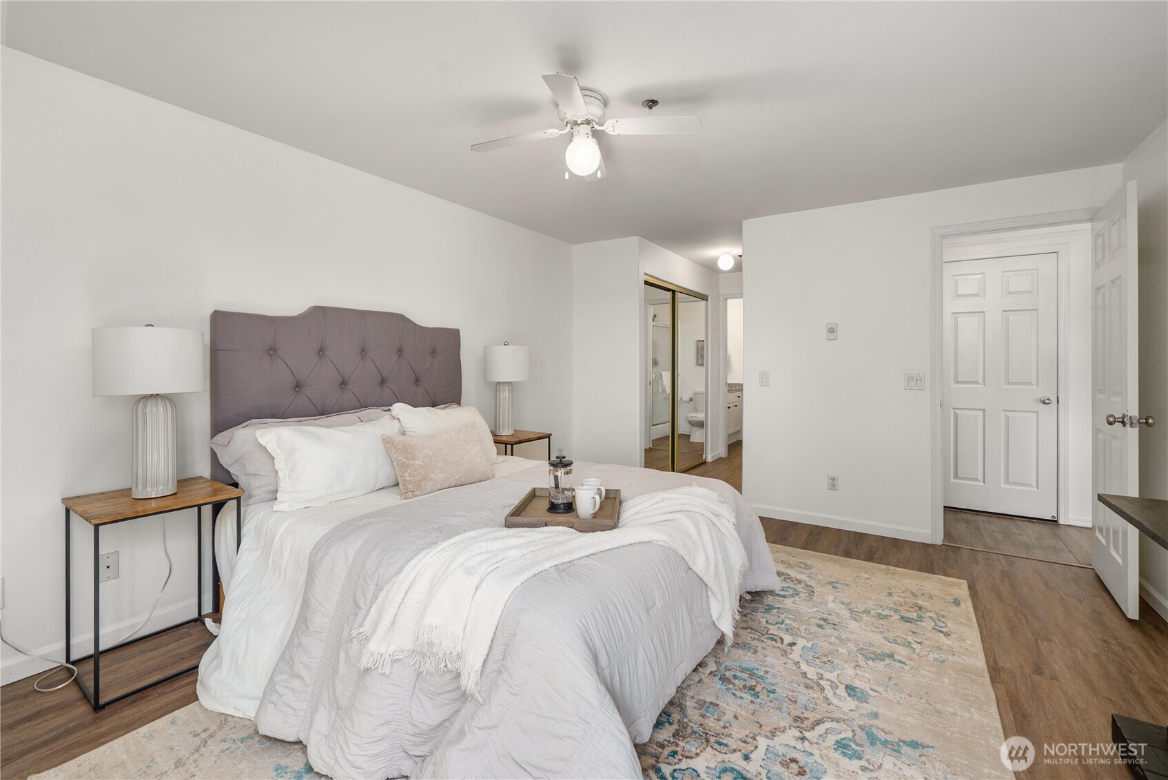 15335 Sunwood Boulevard #C301, Tukwila, WA 98188