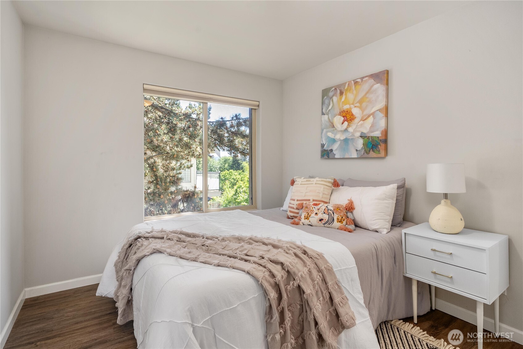 15335 Sunwood Boulevard #C301, Tukwila, WA 98188