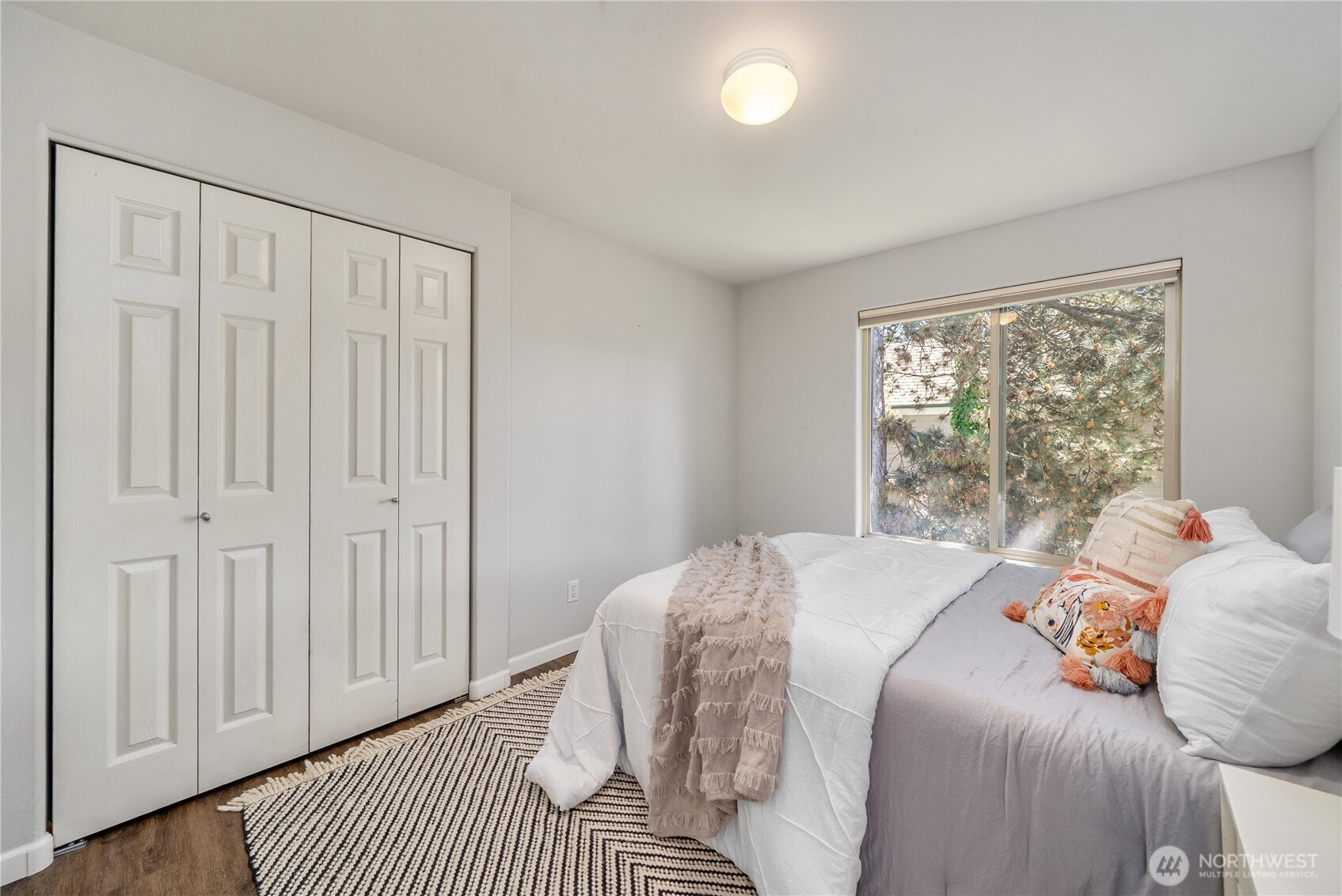 15335 Sunwood Boulevard #C301, Tukwila, WA 98188