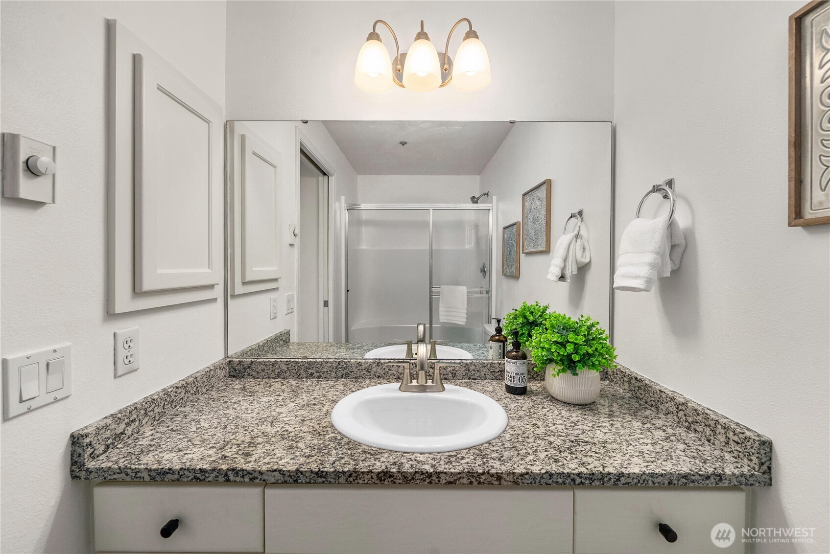 15335 Sunwood Boulevard #C301, Tukwila, WA 98188