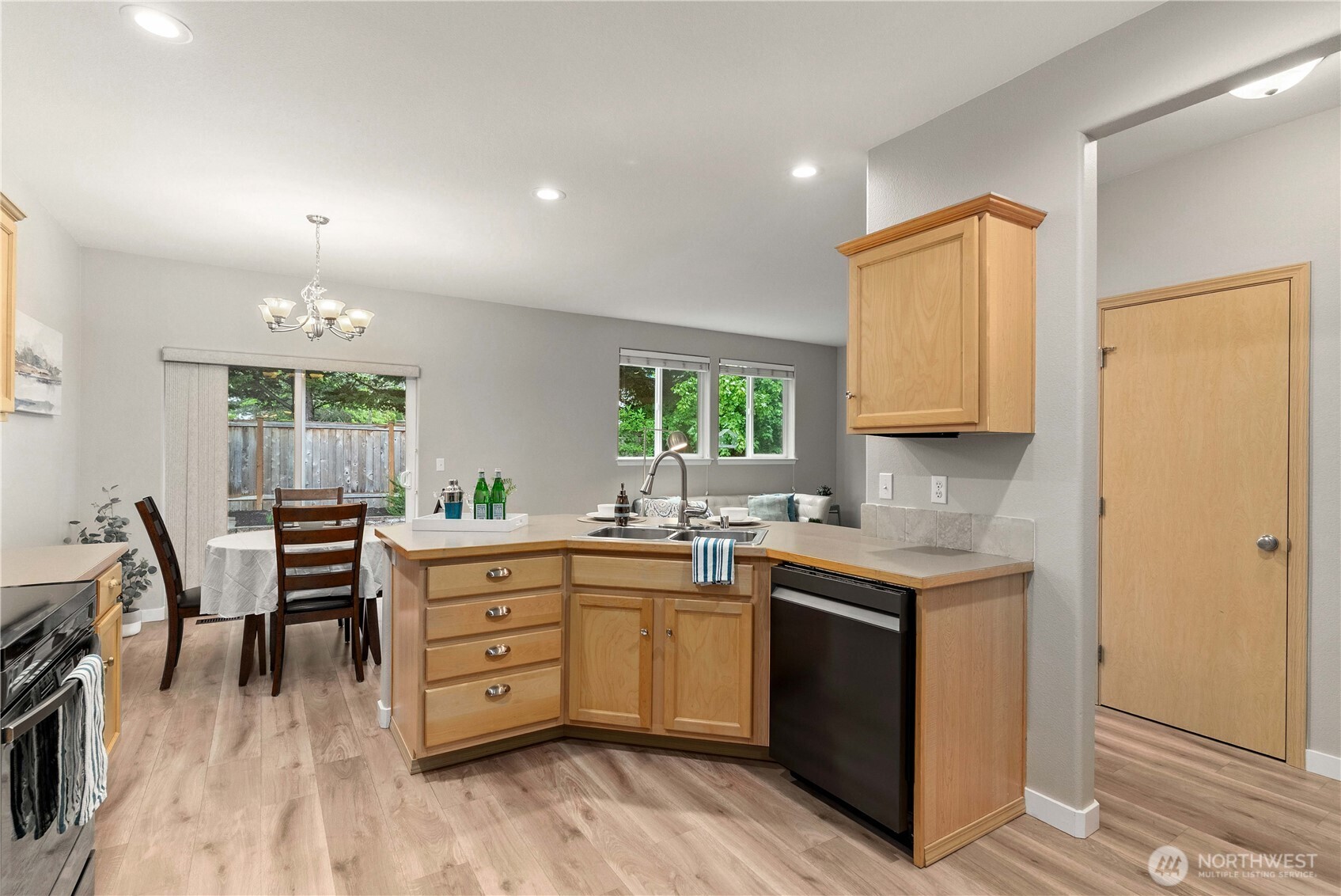 26834 226th Place SE, Maple Valley, WA 98038