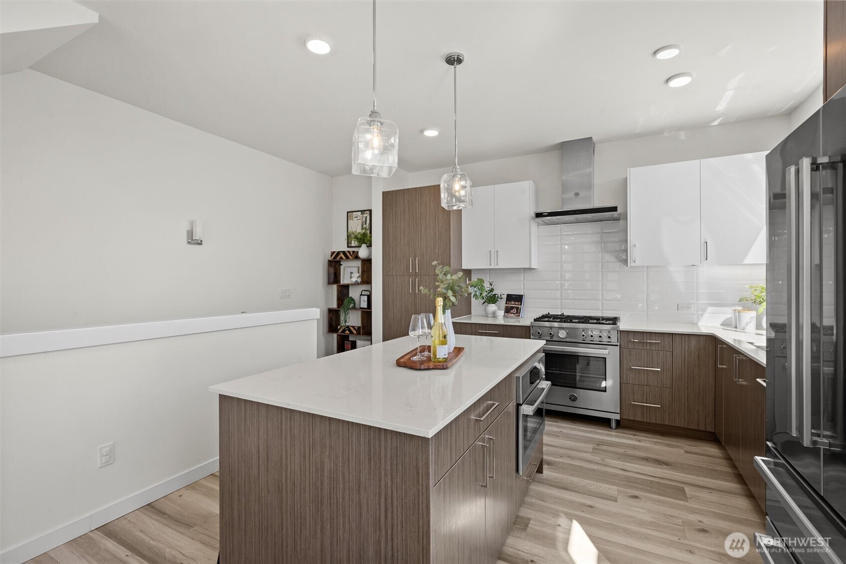 3011 30th Avenue W #A, Seattle, WA 98199