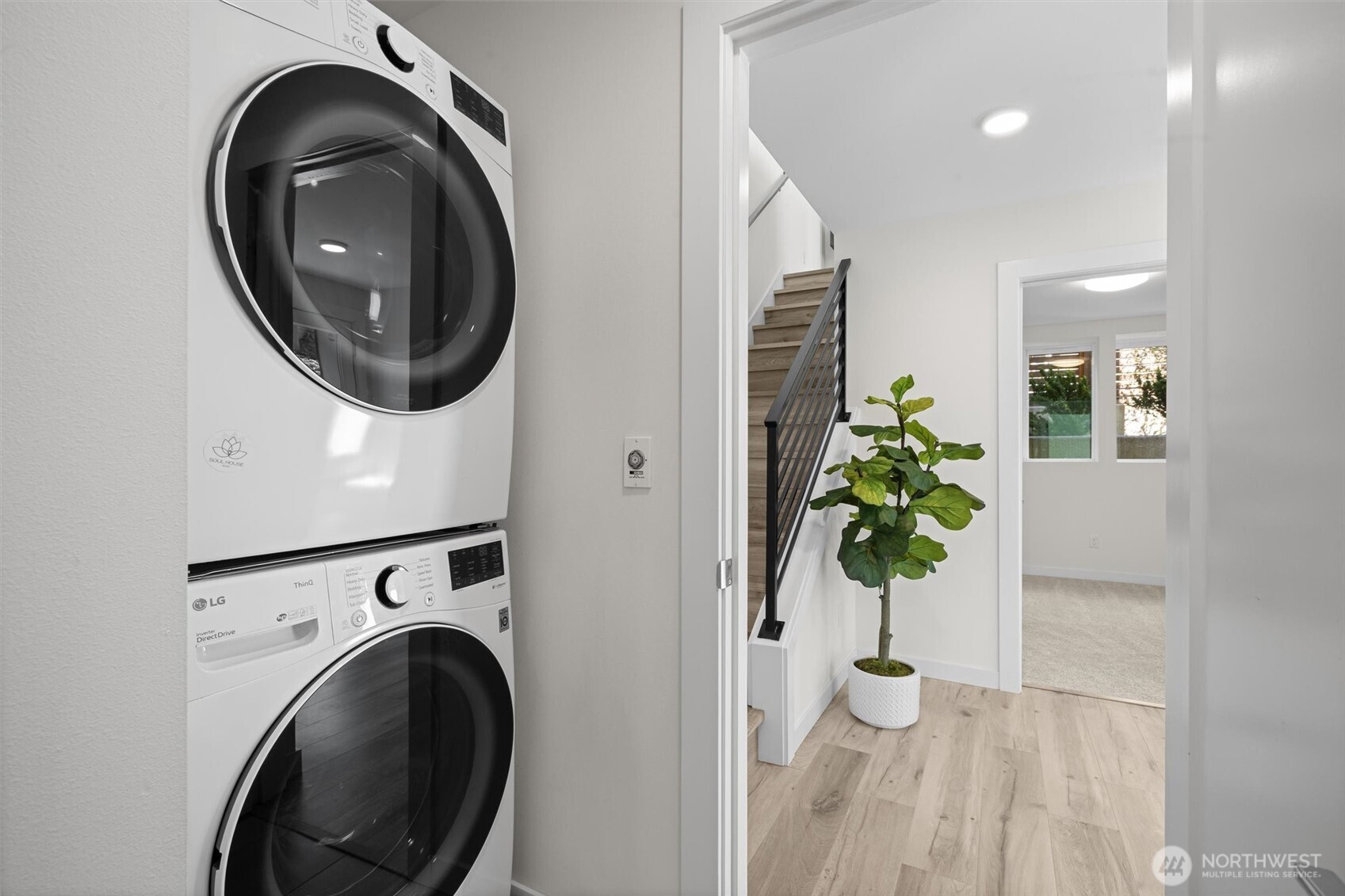 3011 30th Avenue W #A, Seattle, WA 98199