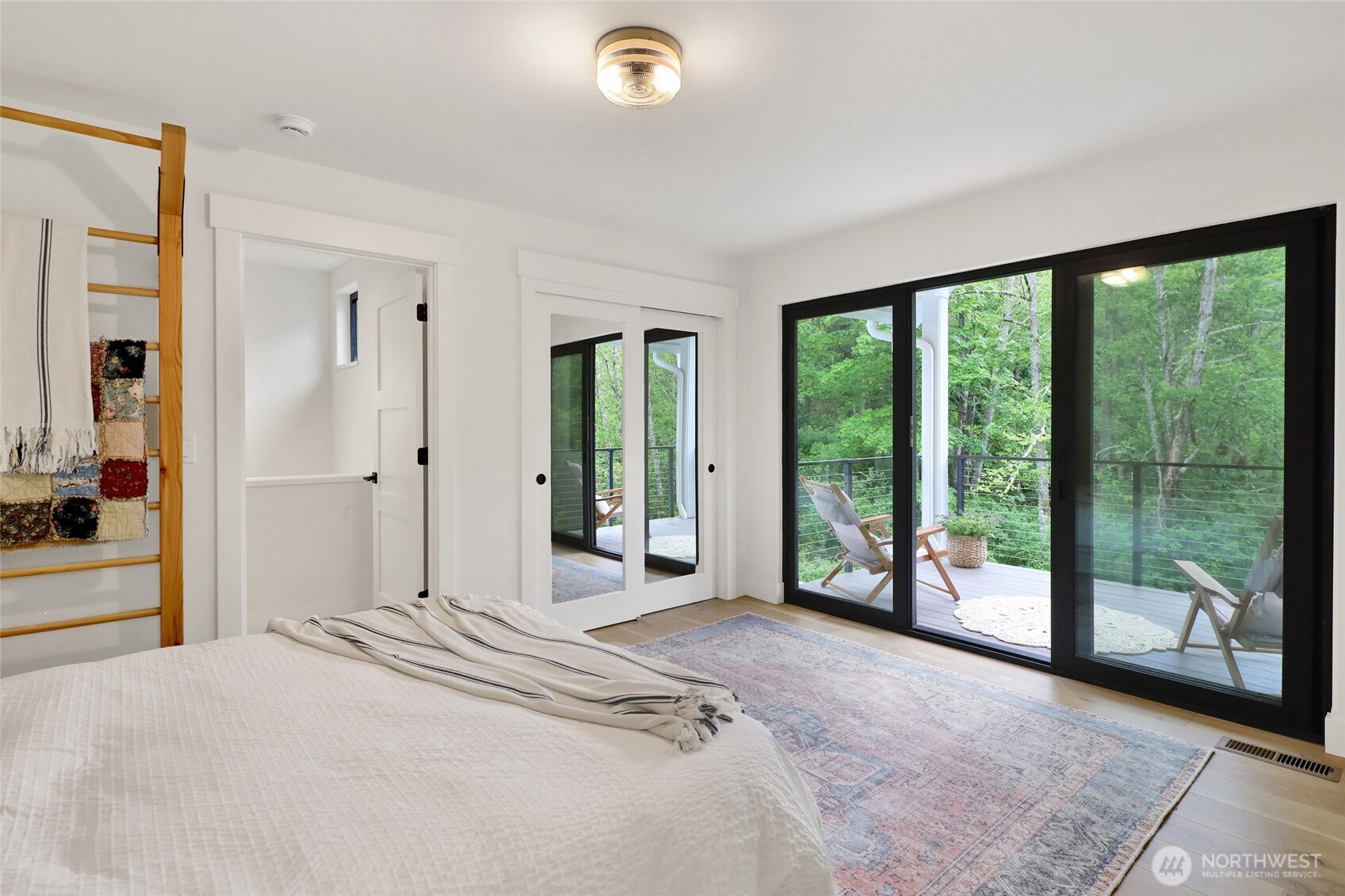 4357 Lakehill Lane , Bellingham, WA 98229