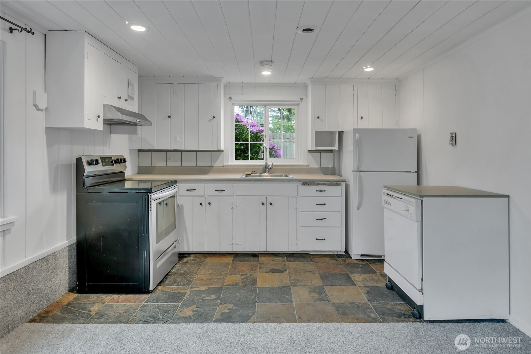 111 S 80th Street , Tacoma, WA 98408