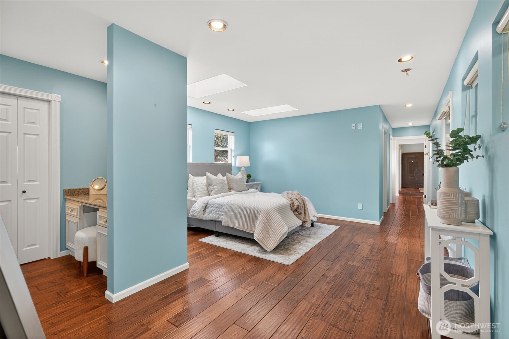 7700 California Avenue SW, Seattle, WA 98136