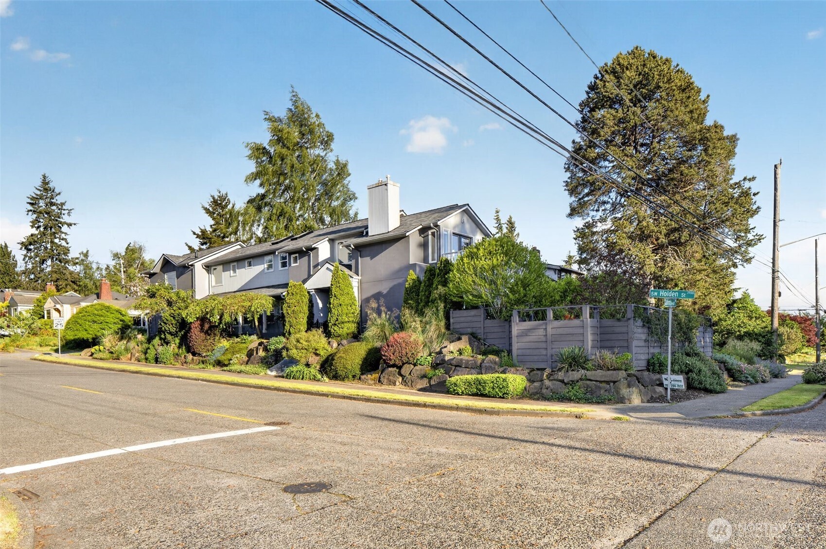 7700 California Avenue SW, Seattle, WA 98136