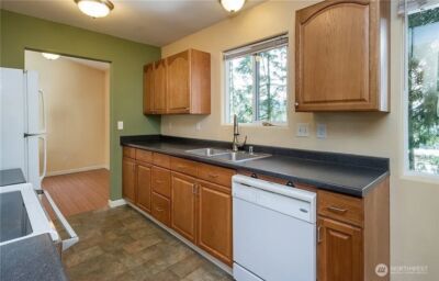6461 NE 181st Street , Kenmore, WA 98028 - Photo 11