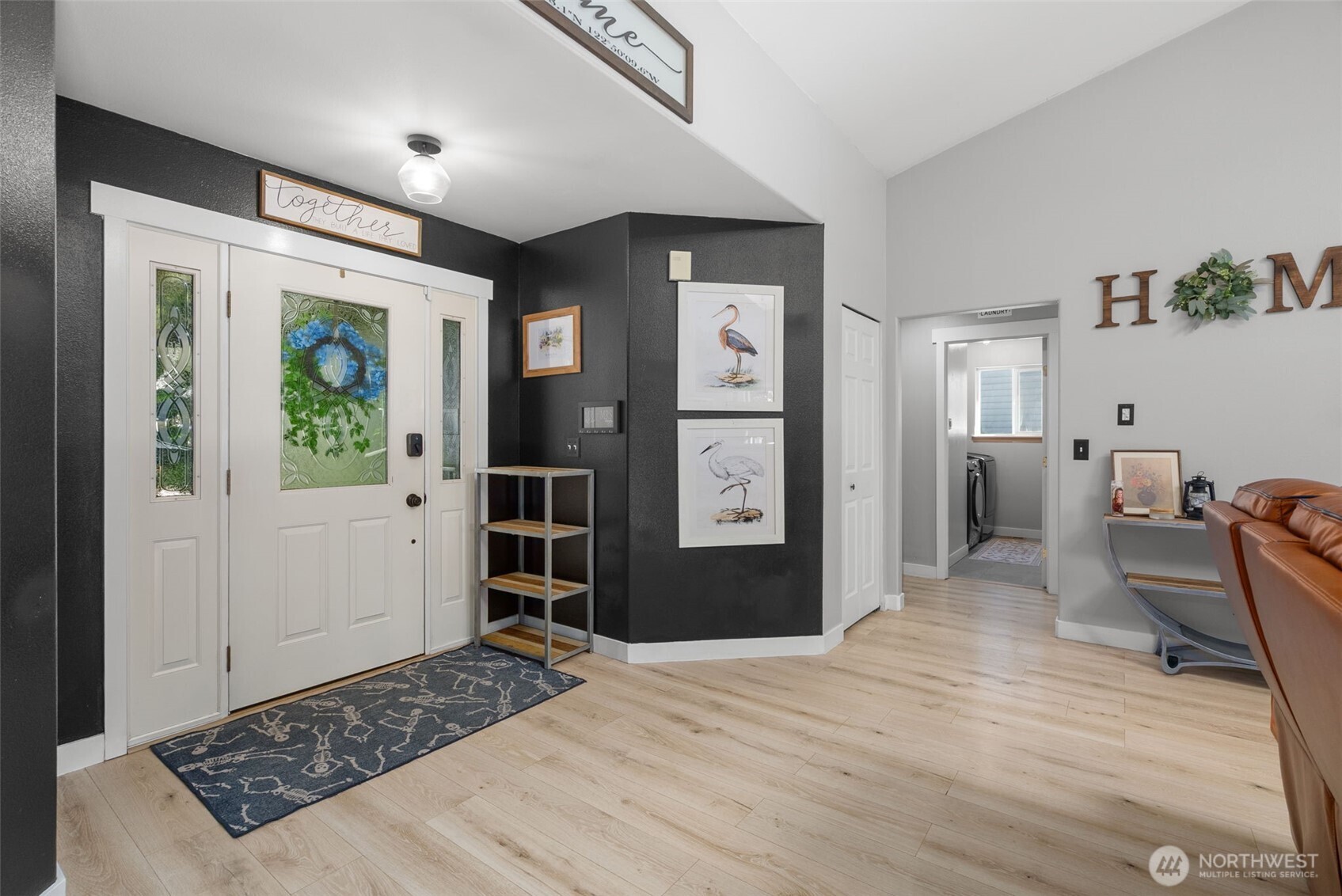 100 E Cardinal Court , Allyn, WA 98524