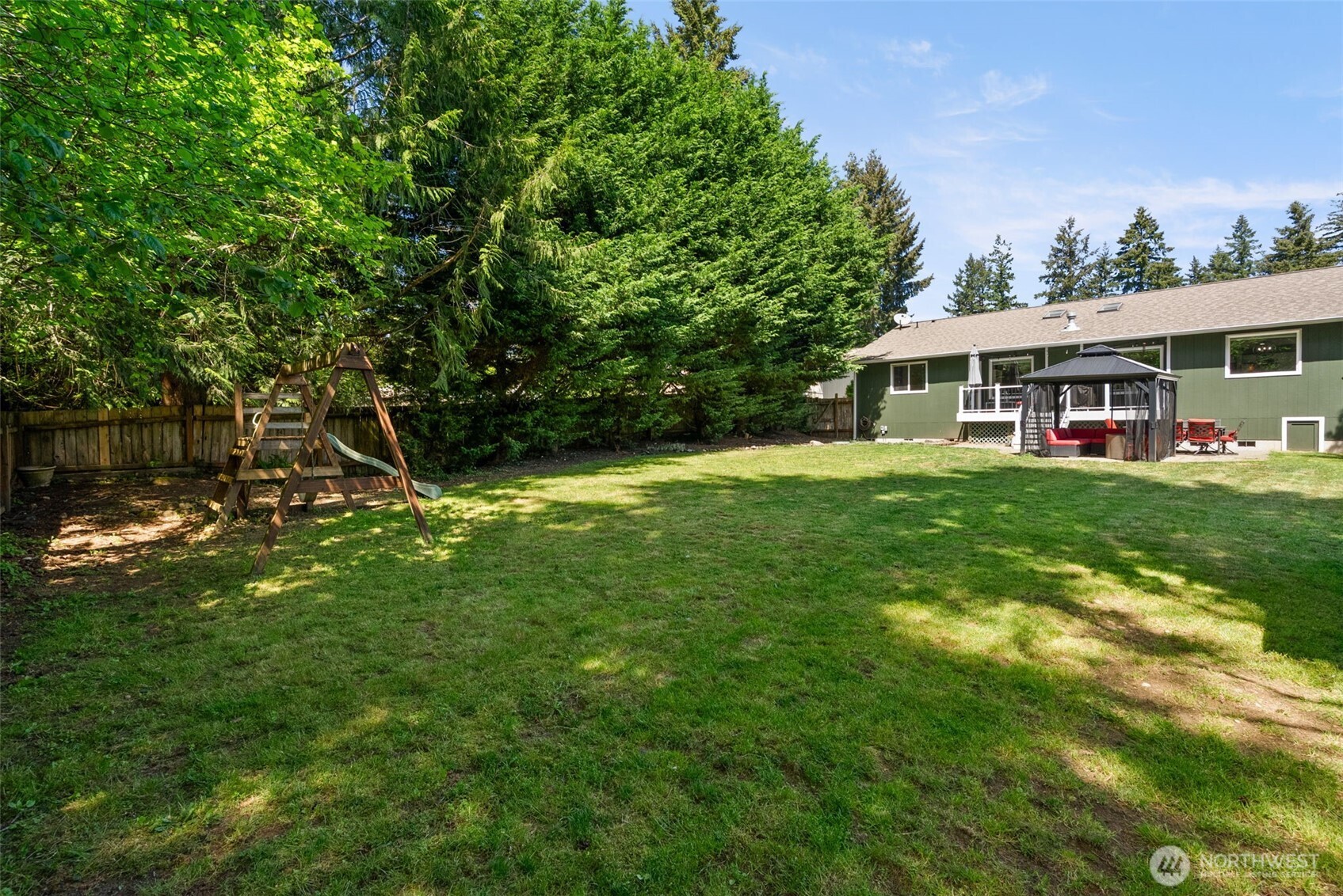 100 E Cardinal Court , Allyn, WA 98524
