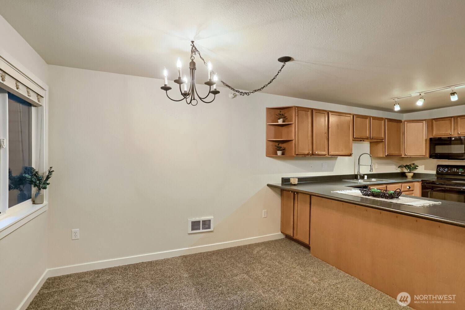 700 Front Street S #B108, Issaquah, WA 98027