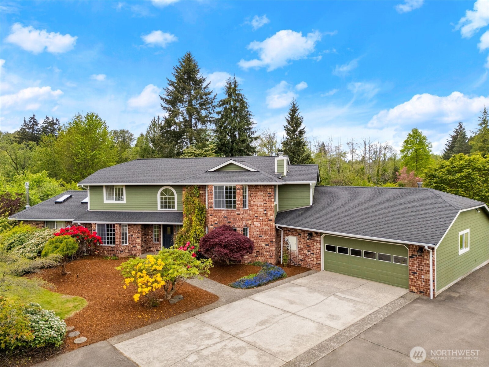 2402 36th Avenue NE, Olympia, WA 98506