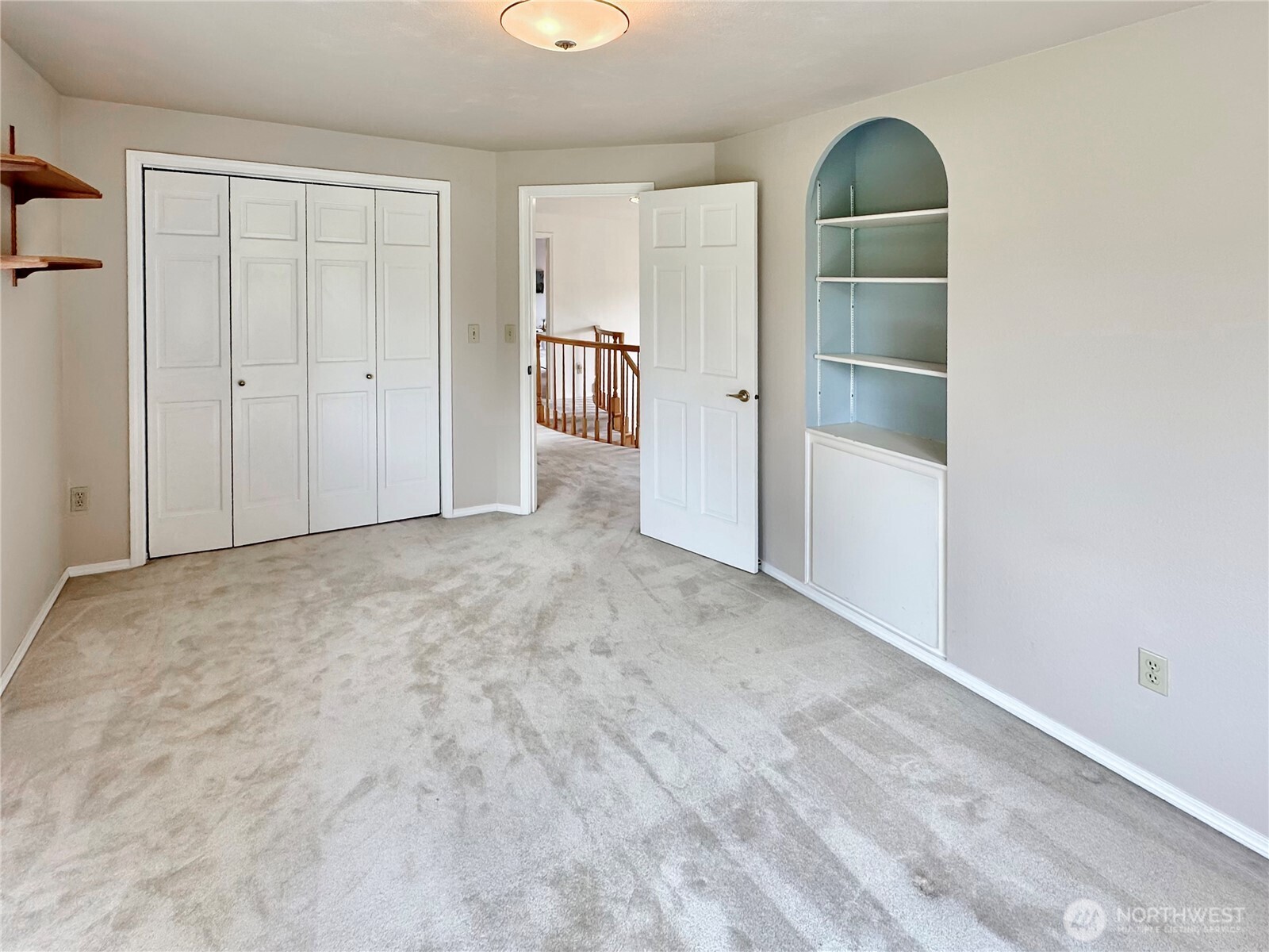 2402 36th Avenue NE, Olympia, WA 98506