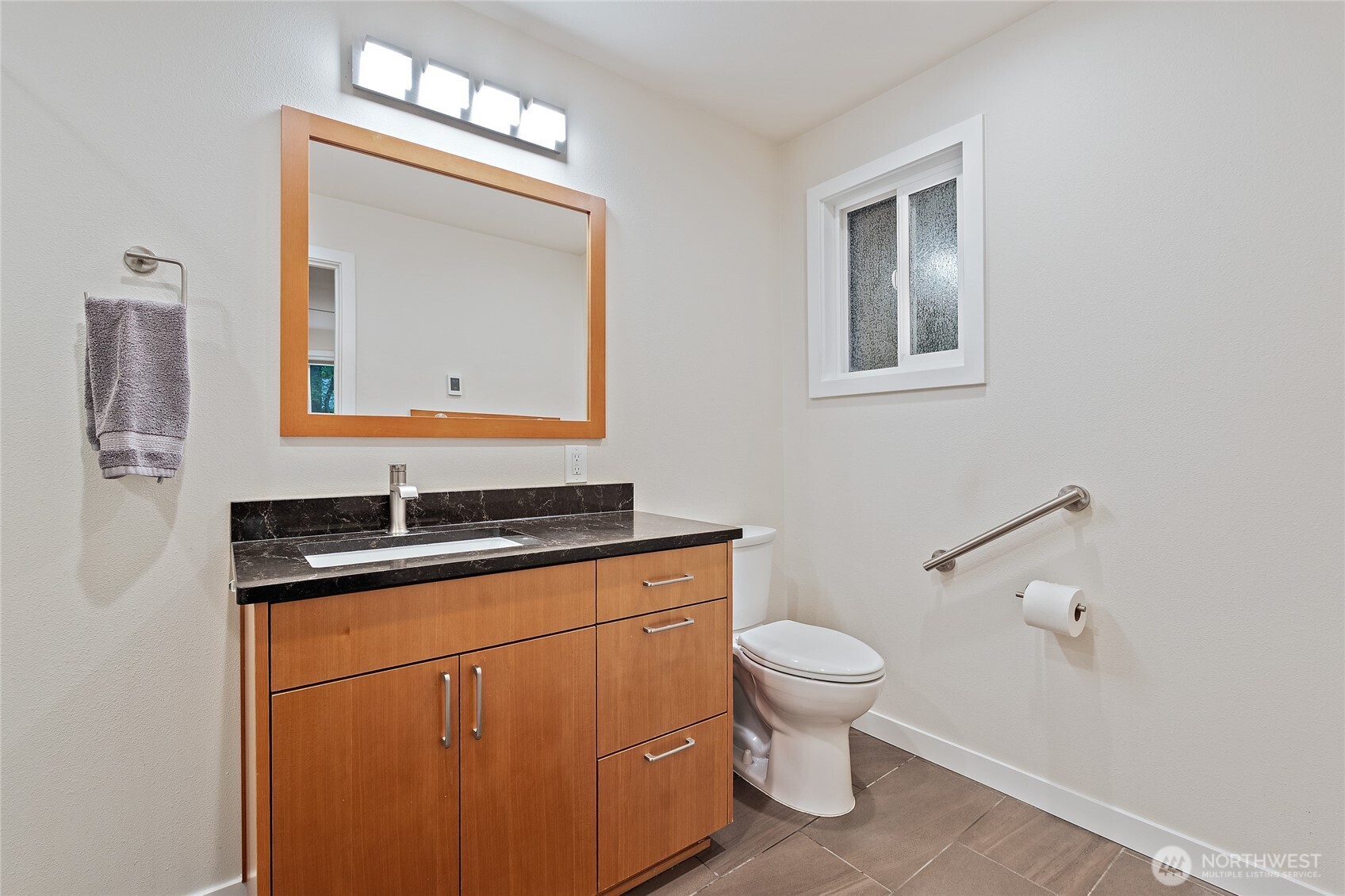 18483 47th Place NE, Lake Forest Park, WA 98155