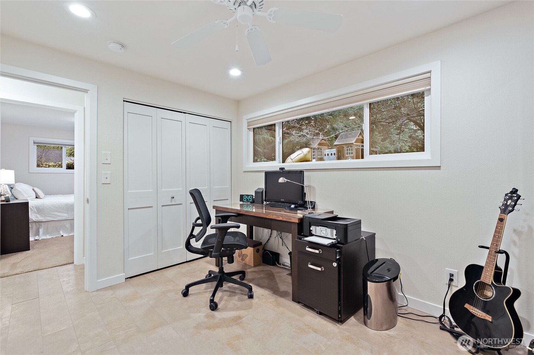 18483 47th Place NE, Lake Forest Park, WA 98155